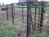 modéle possible de cage de contention pour nos bovins: visite effectuée dans une ferme des environs