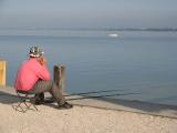 pecheur sur le lac Balaton